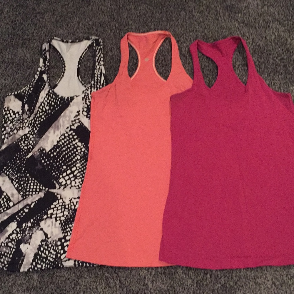 Bundle of three Lululemon tanks
